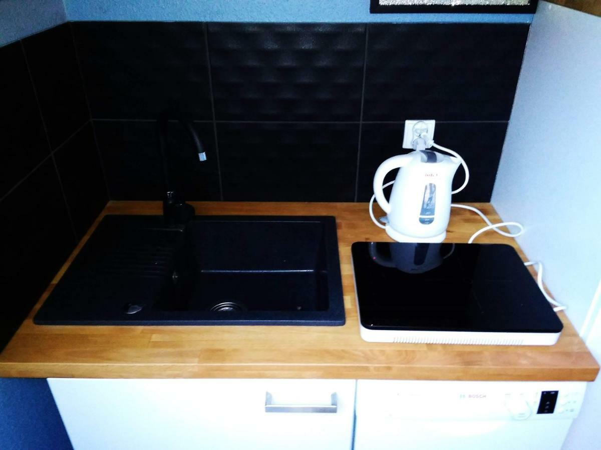 Sapphire Apartment เรวัล ภายนอก รูปภาพ